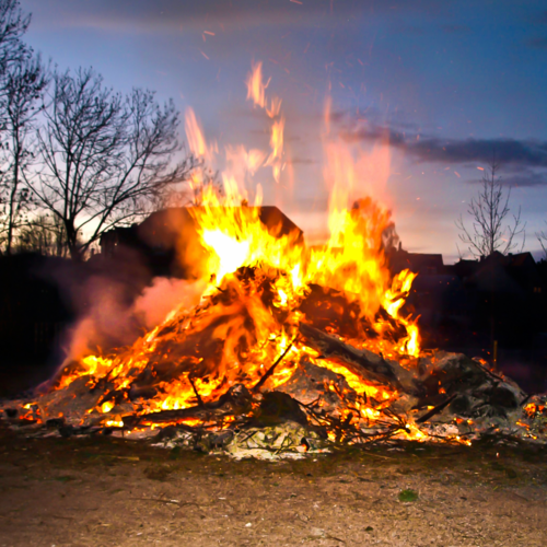 HUTZELFEUER2 GERST bearbKH © K. Hartung